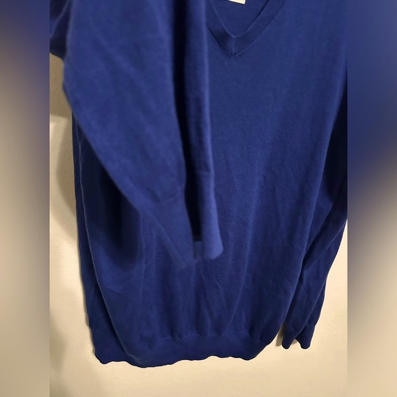 Banana Republic V-Neck Sweater - Size XL new with tag - Picture 4 of 7